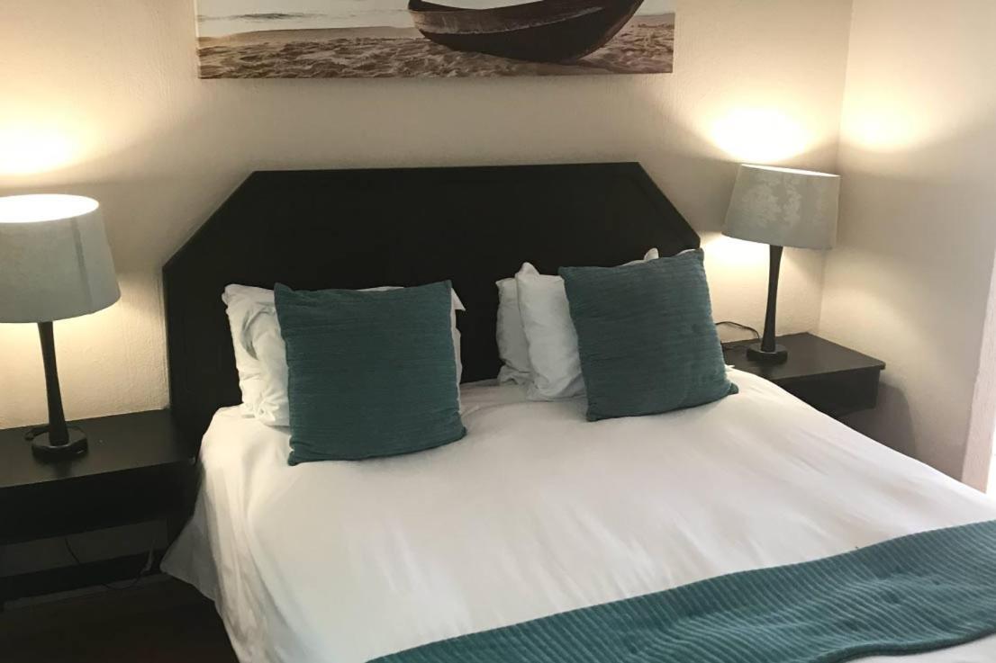 Daisy St -One Bedroom Apartment Joanesburgo Exterior foto